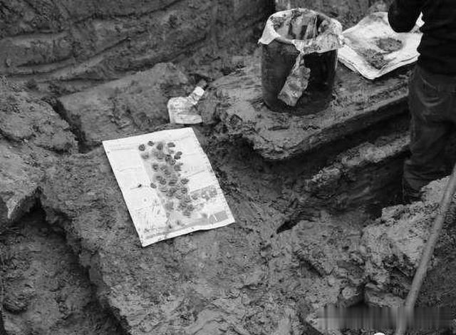 三国名将黄盖墓被挖开后发现了什么清理人员吃了一惊