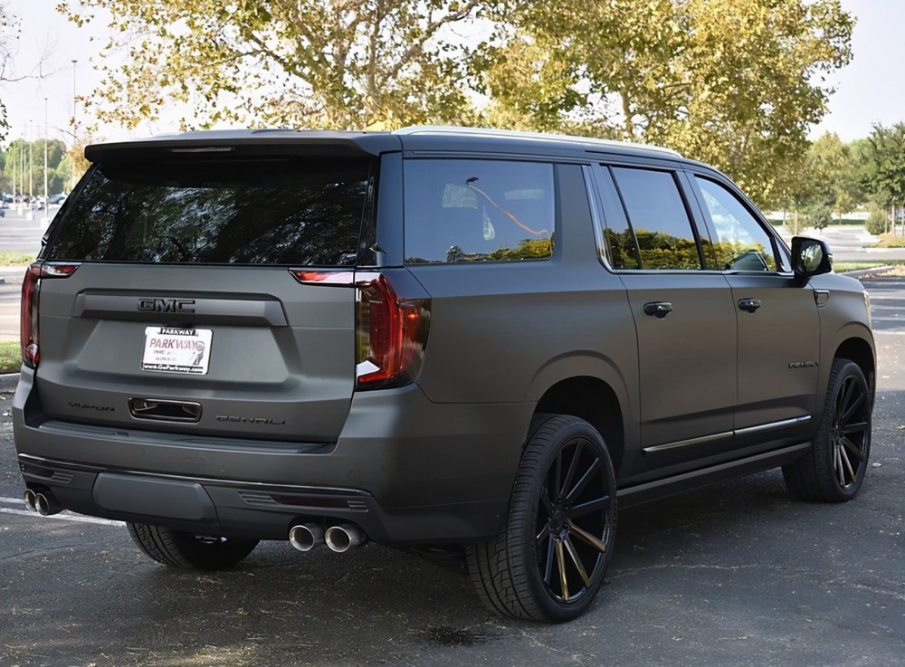 新款gmc来了,长超5米,配6.3l动力,爆420马力,完爆宝马x5