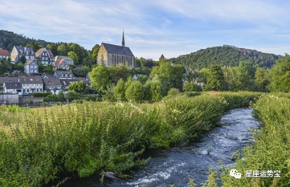 日运 娜迪亚 11月8日星座运势 低调谨慎 腾讯新闻