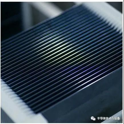 光伏210大硅片首签百亿大单!行业量产开始加速