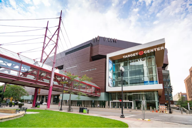 森林狼主场标靶中心