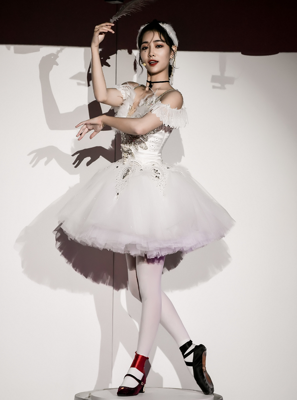 中国芭蕾舞女演员图片