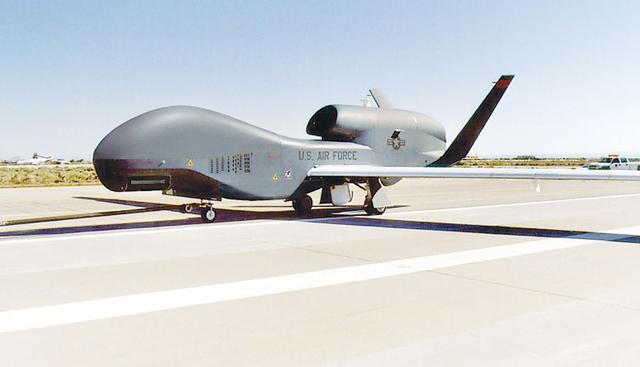 资料图:rq-4无人侦察机