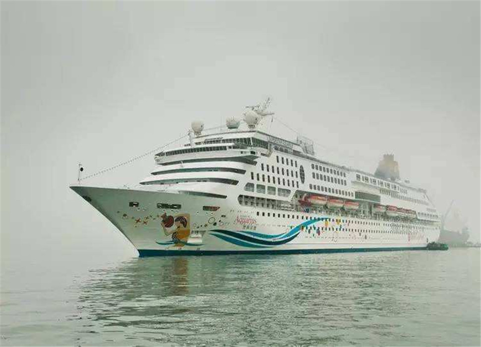 韩国一艘载有476人的"世越号"(原译为"岁月号")客轮在全罗南道珍岛郡