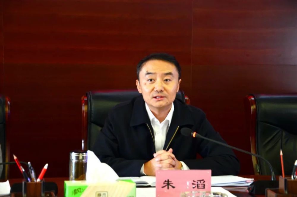 西山区召开推进爱国卫生7个专项行动第3次督办推进会议