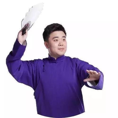 最幸运的相声演员,躺进德云社——朱鹤松