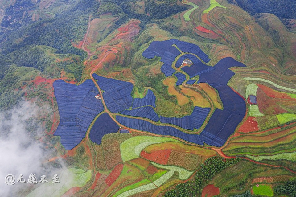 红土之魂免费4a景区最壮美的东川红土奇观