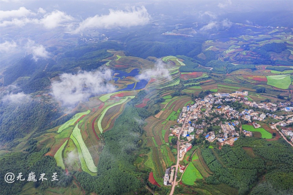 红土之魂免费4a景区最壮美的东川红土奇观