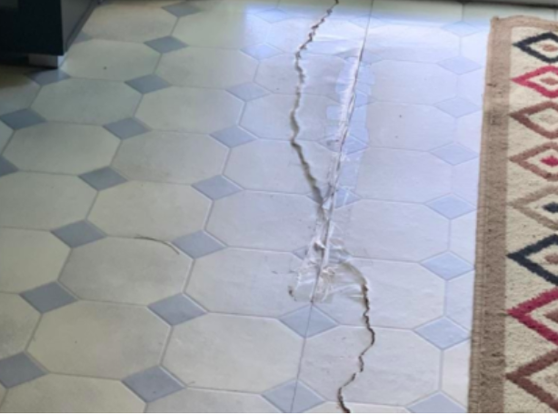 地板天花板开裂,房子下陷!墨尔本居民怒了:数万维修费全部自己掏