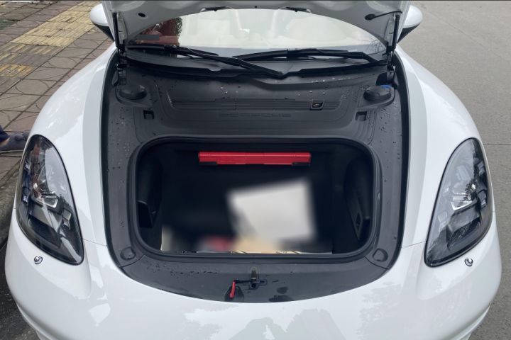 切割修复的保时捷718被说成鸡蛋大小钣金个人卖家也这么坑