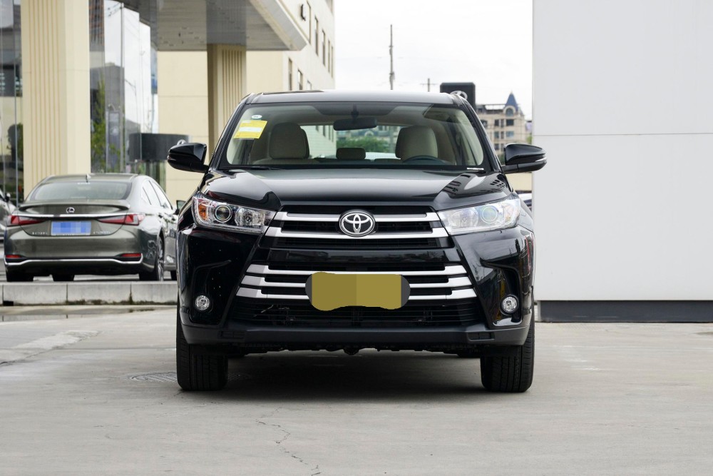 2020款汉兰达百万纪念版,外观硬朗霸气,7座suv标杆车型_腾讯新闻