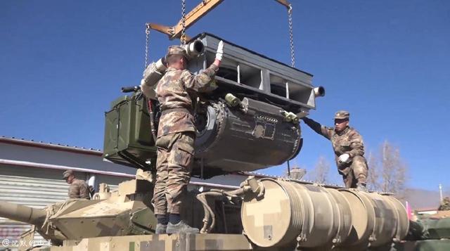 15式轻坦动力包首次公开更换过程太简单堪比乐高玩具