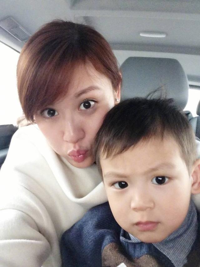 田亮夫妇晒照为儿子庆生,小亮仔生日不忘做公益,森碟身高直逼一米七