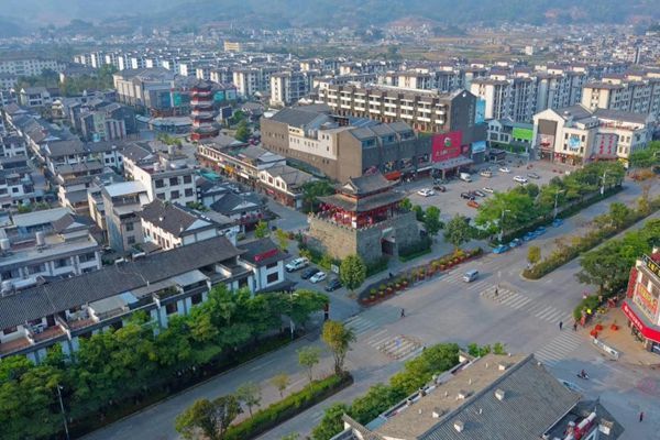 近年来,宁洱县围绕"美丽县城"建设工作,从百姓最关心的事做起,从百姓