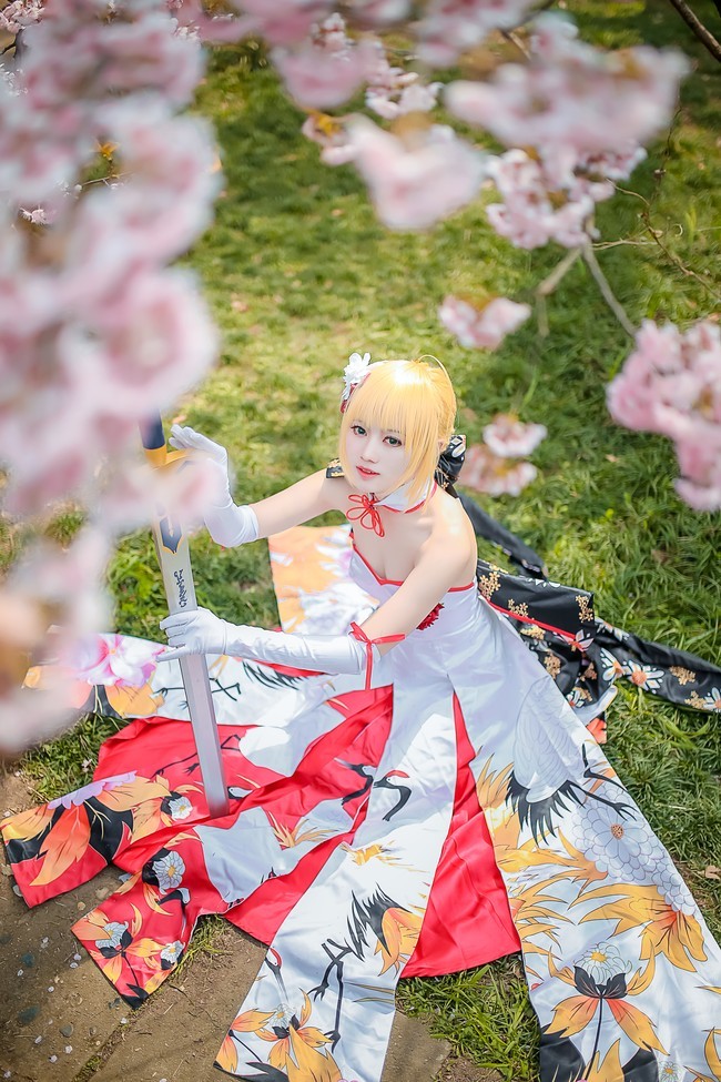 cos欣赏:阿尔托莉雅_腾讯新闻