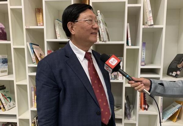 赵曙明打工人是认清现实放弃幻想但不停止前进