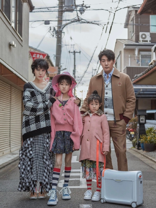 5岁男孩自称是陆毅儿子 与鲍蕾外出就餐被偶遇 陆毅方辟谣 腾讯新闻