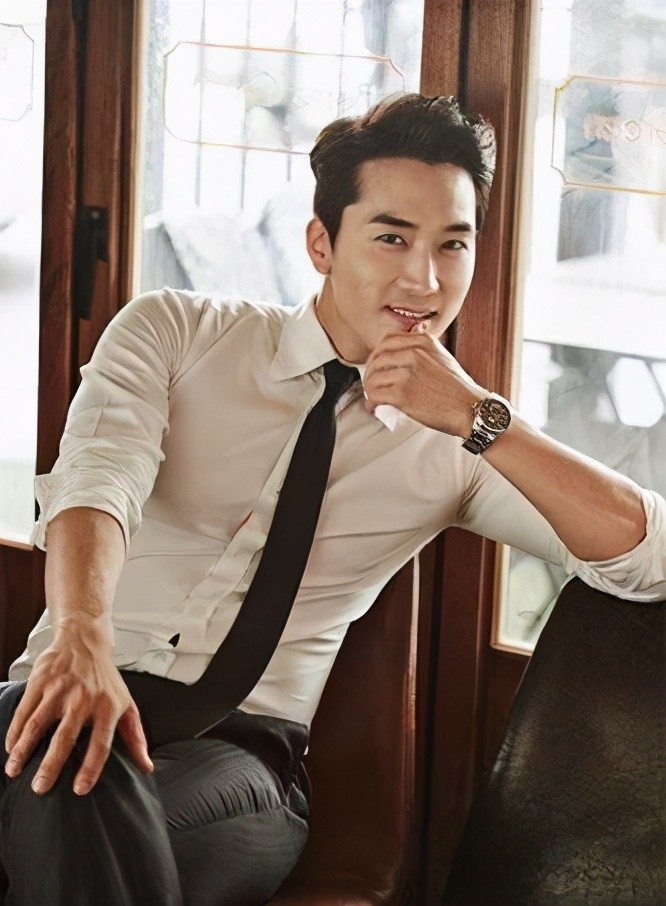 时隔多年,宋承宪依旧帅气,与刘亦菲的爱情让人惋惜