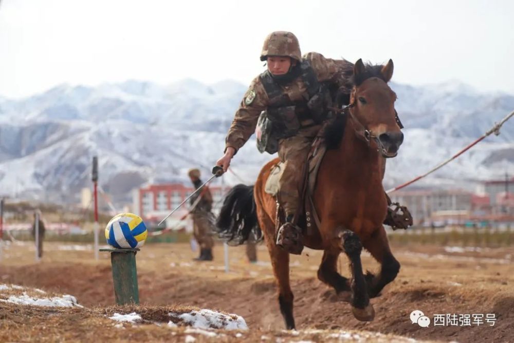 风雪来袭年终考核越战越勇
