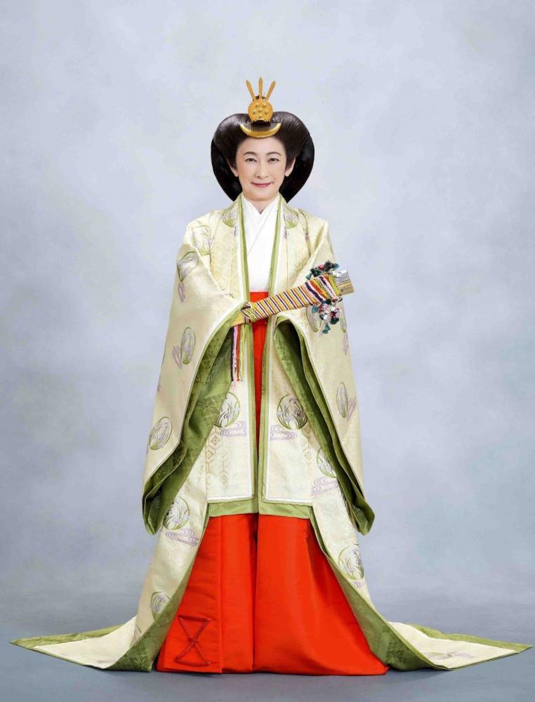 日本立皇嗣之礼雅子皇后纪子妃均穿小袿而非十二单仪式排场大幅缩水