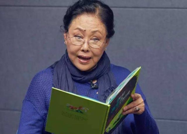 军人身份,不惜抛弃国籍移民国外,如今仍在国内捞金|斯琴高娃|孙天相