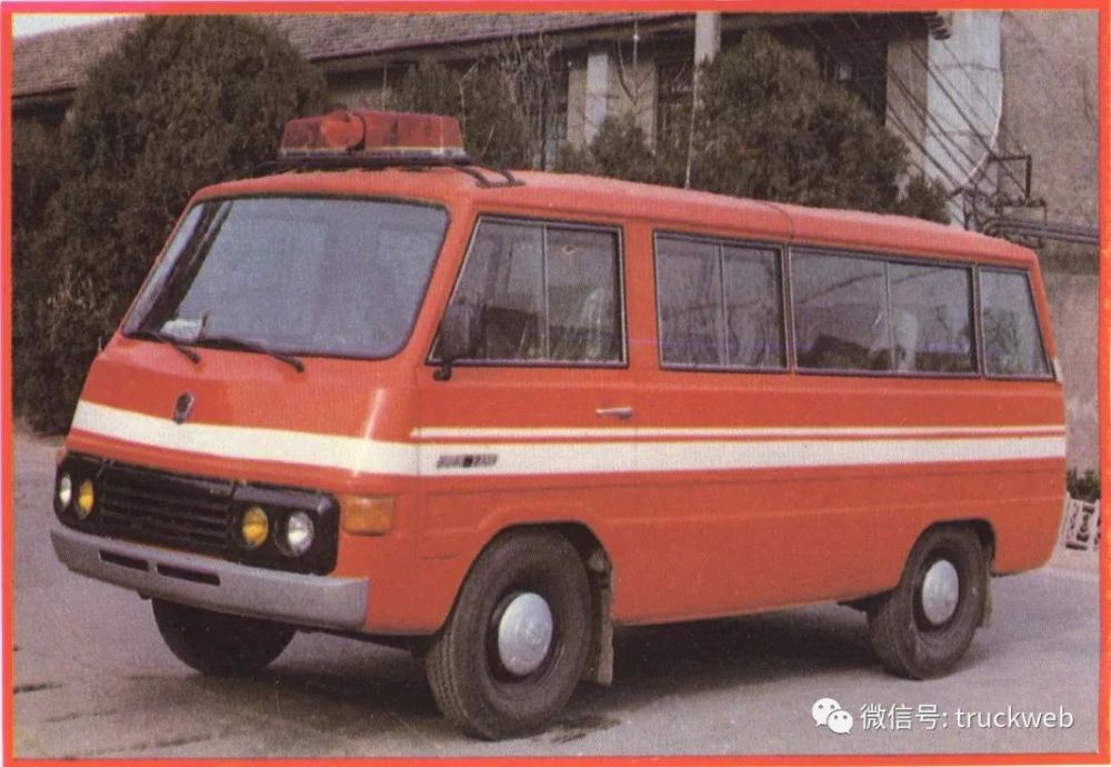 119消防宣传日老东风老解放老黄河的消防车照片再来一波