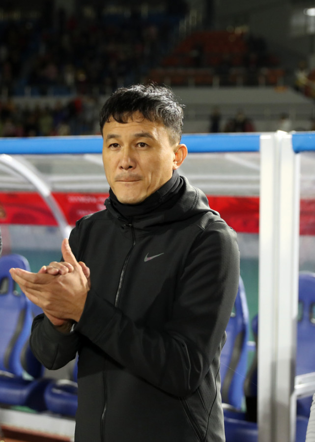 郝伟:三员大将进入休养期,冬训调整解决防守问题