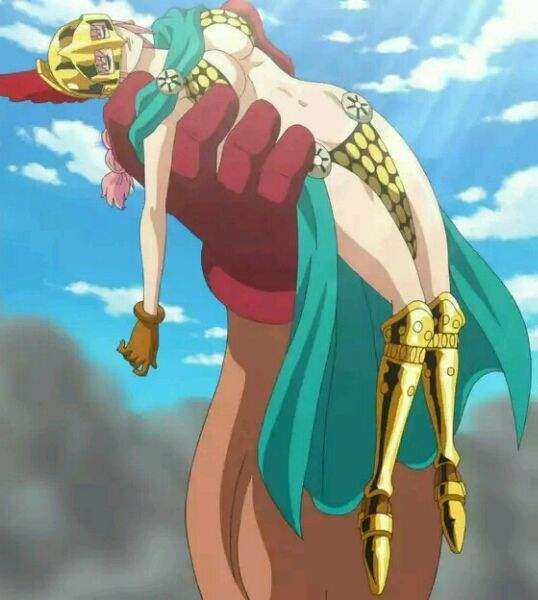 实力上,能成为海军大将候补的女人实力也肯定是强的可怕,索隆要是遇上