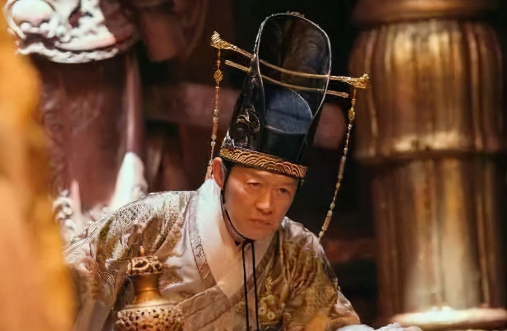 丹书铁券:古代皇帝的最高奖赏,免死金牌真的可以免人一死吗?_腾讯新闻