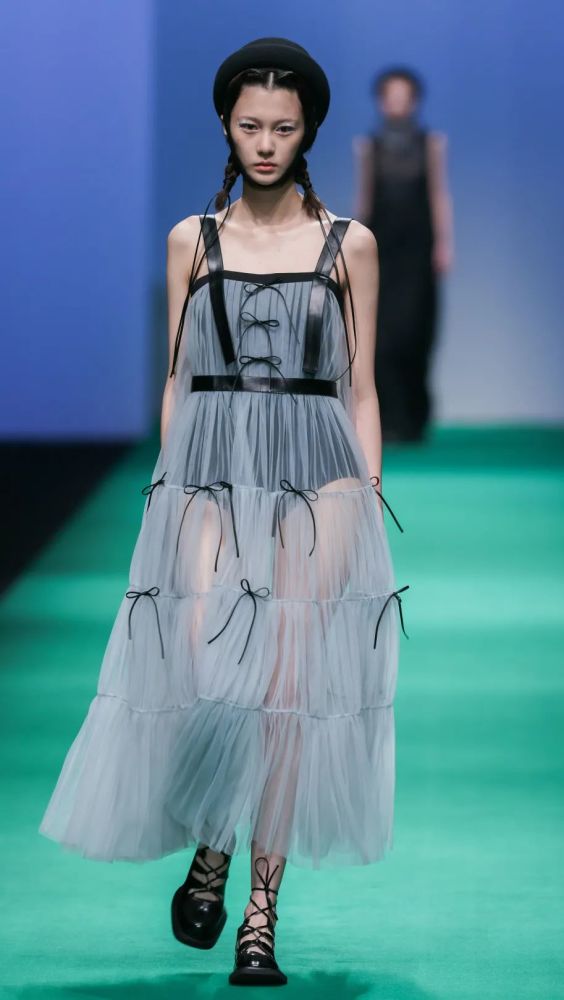 2021春夏上海时装周秀场女装趋势分析