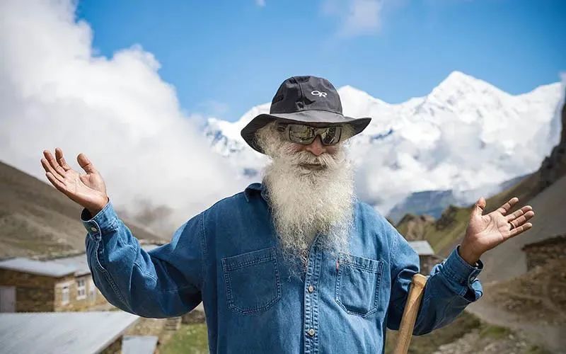 萨古鲁:瑜伽和冥想让你的生命宁静轻安