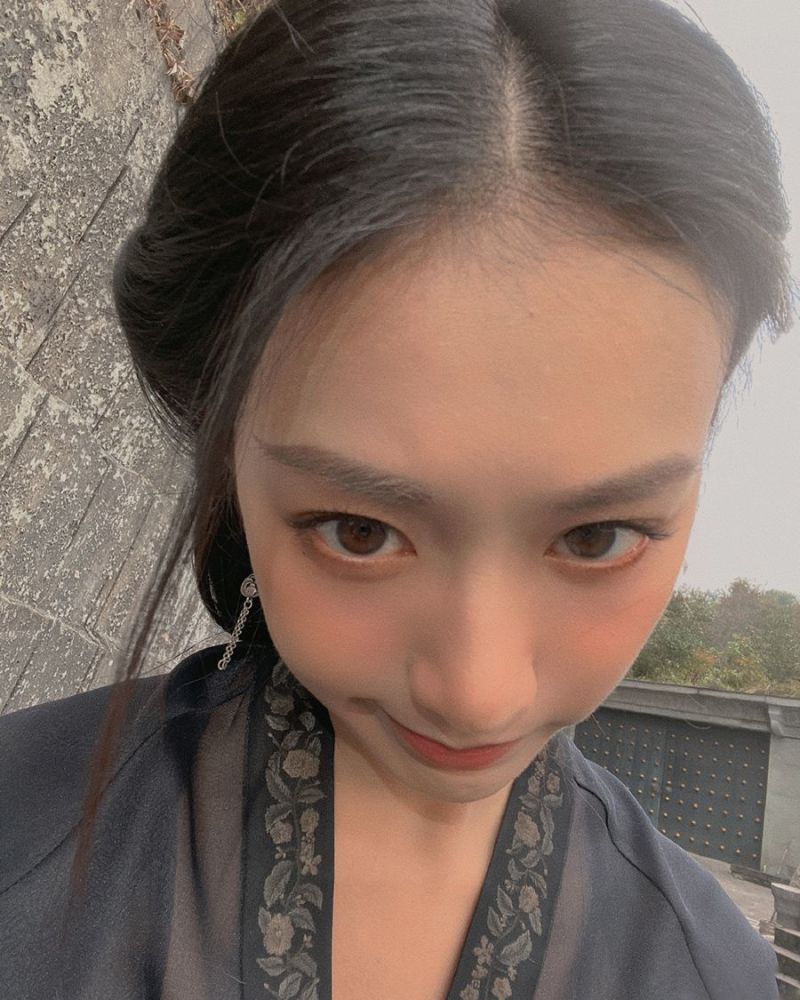 雪中悍刀行鱼幼薇脱下古装换上超短裙后这是日漫女主