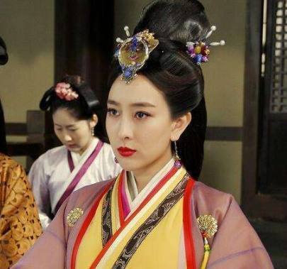 回望《芈月传》中好几位女演员,有老戏骨,也有未来影后