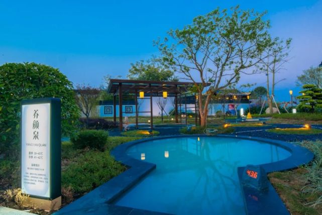 "新的最舒适的享受其出水温度达82℃,含多种微量元素拥有丰富的原生态