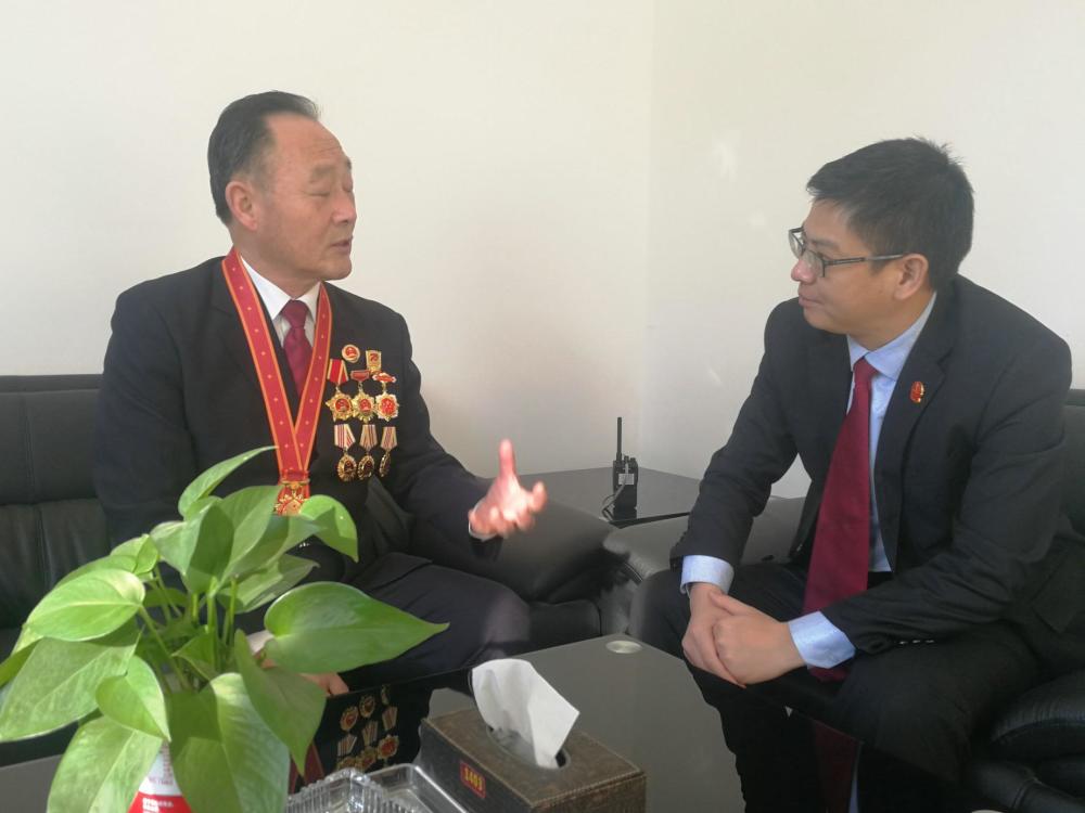 快来啊全国模范检察官张飚给我们上课啦