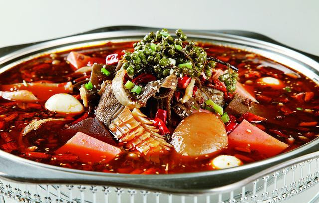 川菜毛血旺:精选三种特色做法,让你在家都能轻松当大厨