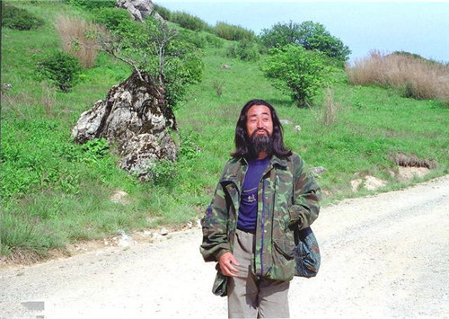 一代中国奇人倾家荡产找野人野人没找到自己却成了野人