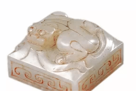 小学生捡到"汉代玉玺"主动上交,获得20元路费外加一面锦旗|传国玉玺