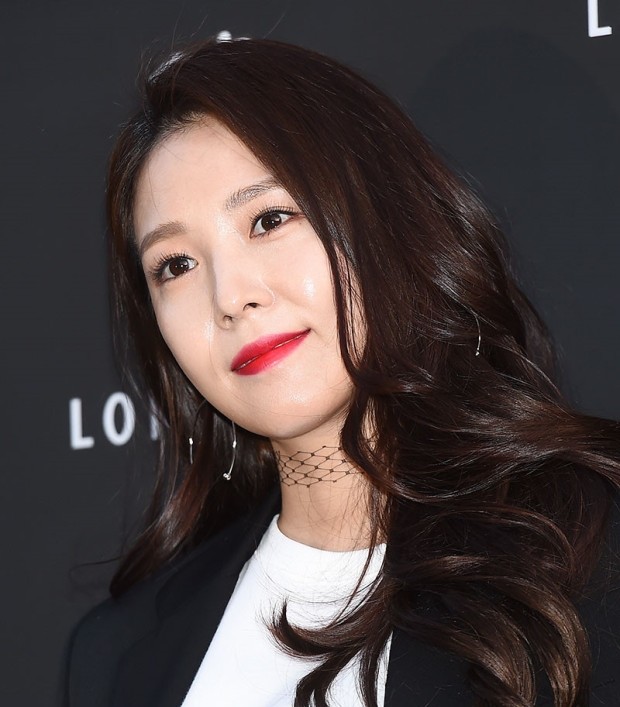 出道周年 音乐纪录片公开 展示boa与李秀满的合作故事 腾讯新闻