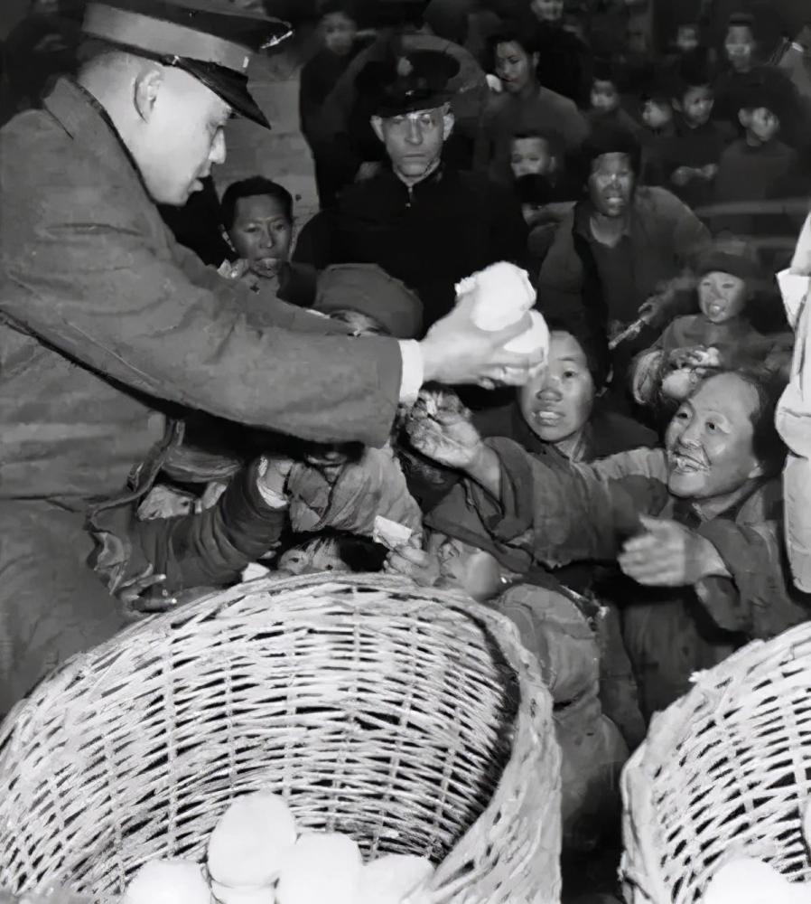 解放前的百姓日常生活老照片!_腾讯新闻