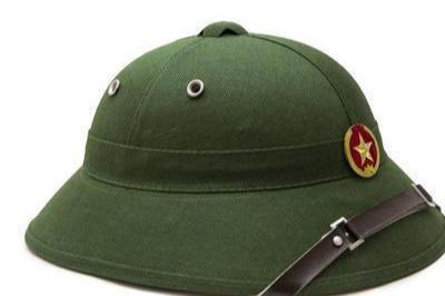 越南军队更换4代军服,风格左右摇摆,现在为何和中国非常相似?