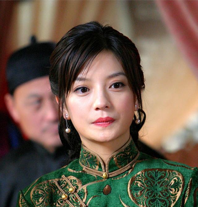 赵薇说李芮溪矫情粉丝评论治矫达人还是第一个票房过亿女导演