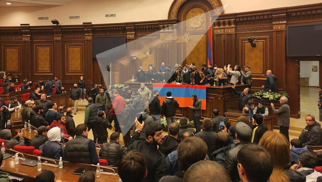 民众占领了亚美尼亚国会