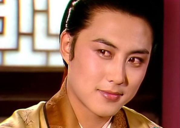 老色鬼贾赦在遭到鸳鸯拒绝后贼心不死发誓要报复鸳鸯