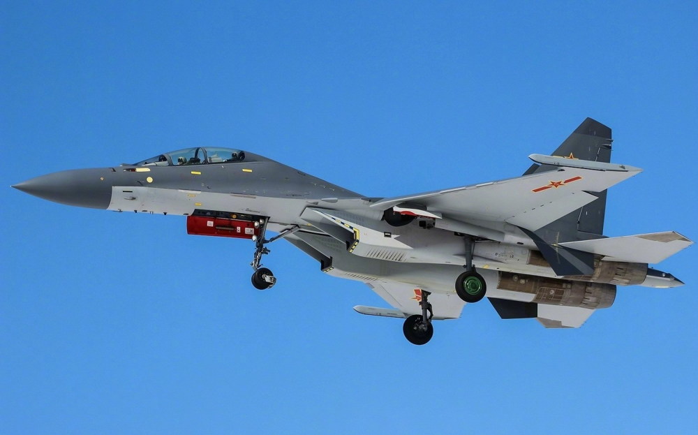 国产"炸弹卡车"再亮相,错过黄金发展时间,如今被歼16替代