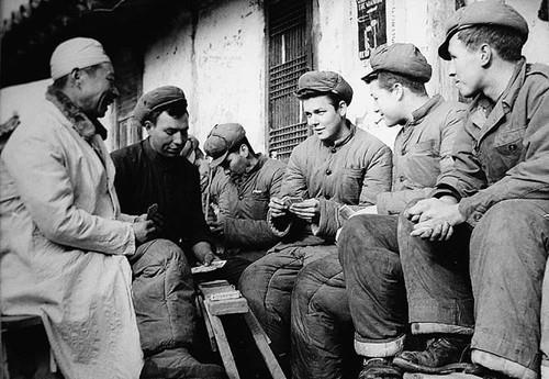 美国老兵回忆在志愿军战俘营生活他们比志愿军吃得好时常怀念