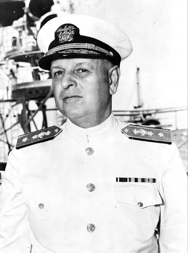 海军上将哈斯本金梅尔曾担任舰队司令为何却被评价为庸才