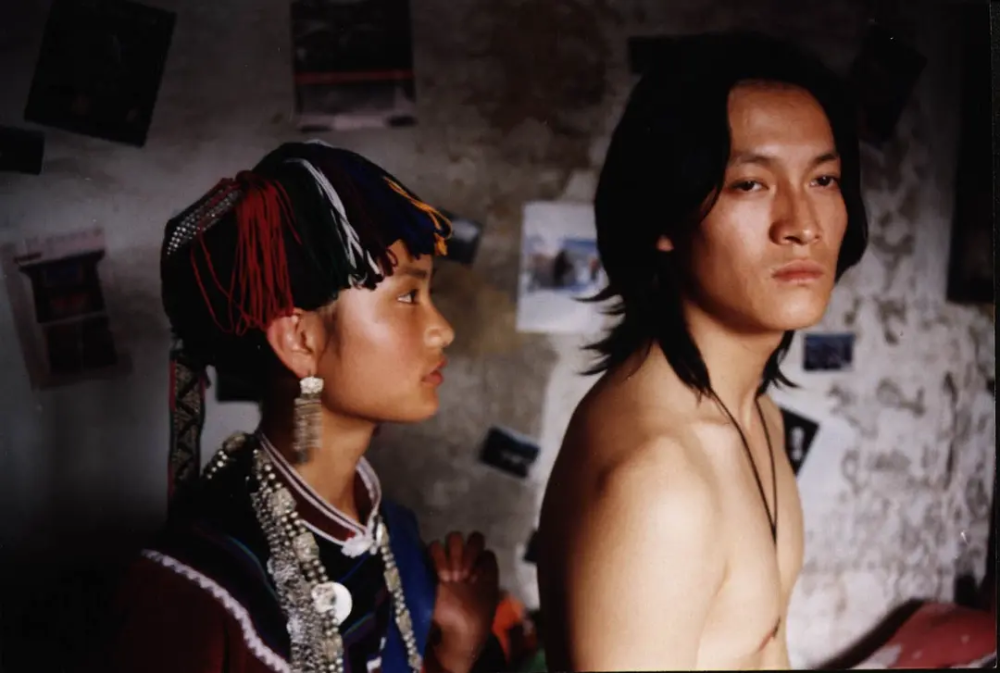 杨志刚|靠兄上位，演多部戏仍无演技？“玛丽苏王子”杨志刚被误解的半生