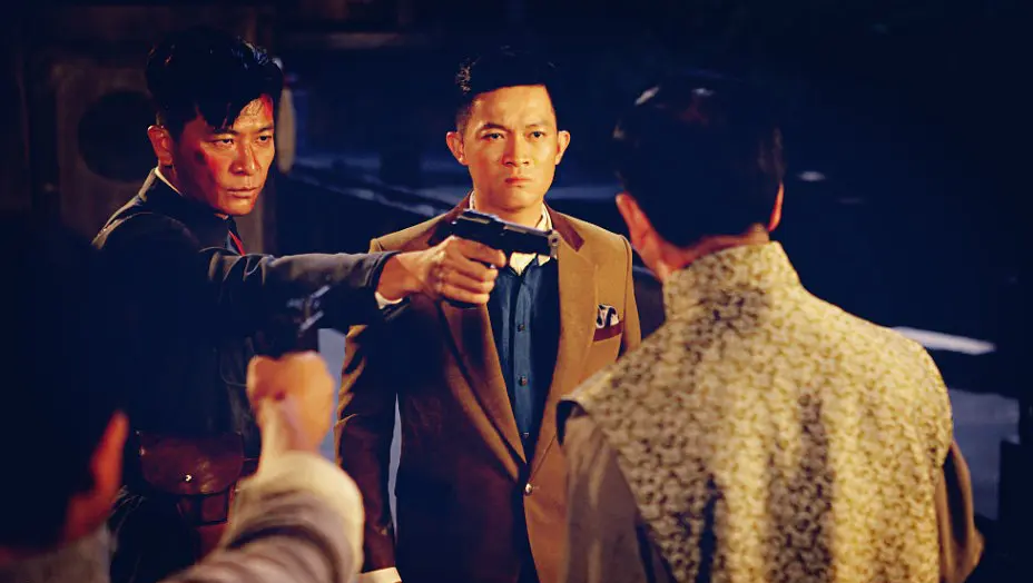 杨志刚|靠兄上位，演多部戏仍无演技？“玛丽苏王子”杨志刚被误解的半生