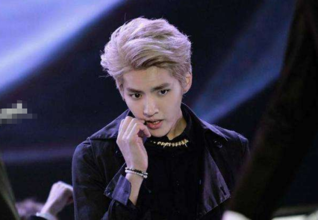 见识到吴亦凡"巅峰",染回韩国时期的金发,还是当年的欧巴|吴亦凡|颜值